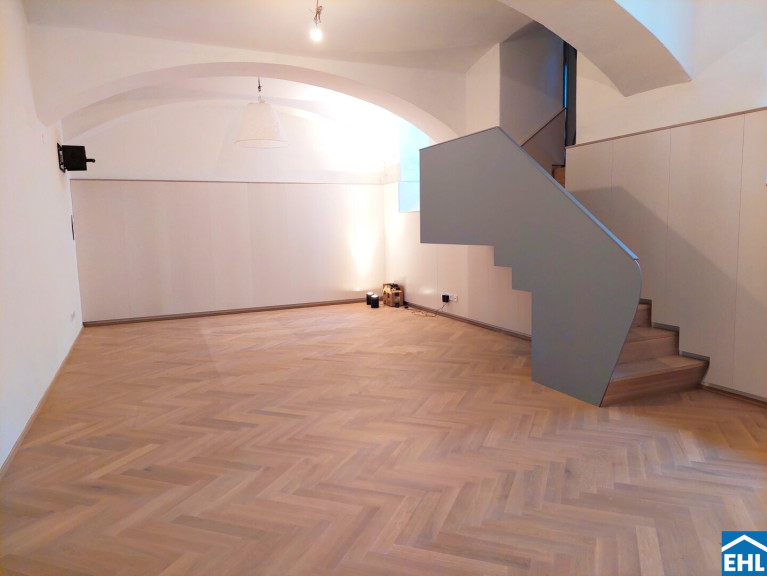 Einzelhandel - 1040, Wien - Modernisiertes Atelier im historischen Altbau in bester Stadtlage