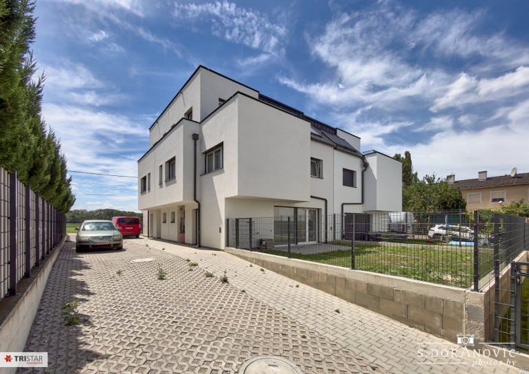 Haus - 1220, Wien - NEU! • Ziegelmassiv • Schlüsselfertig • Garten + Parkplatz • 1220 Wien