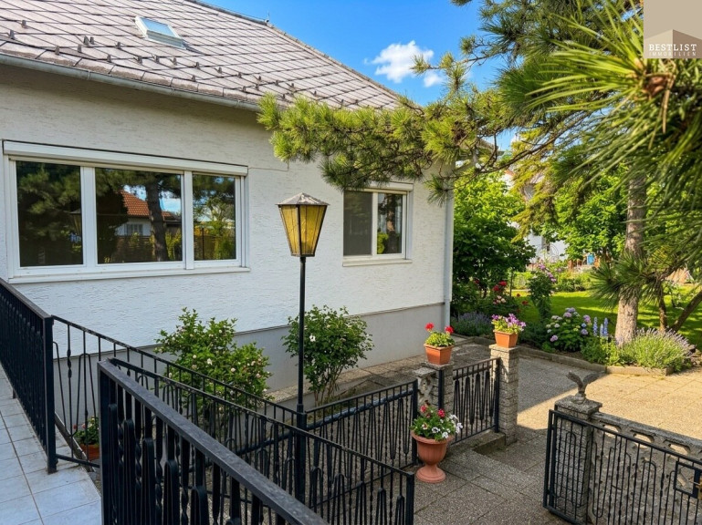 Haus - 2542, Kottingbrunn - Einziehen, wohlfühlen, ausbauen: Haus mit 5 Zimmern & zusätzlichem Wohnraum im Dach