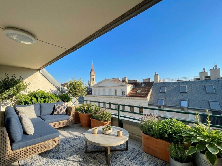 Wohnung - 1030, Wien - 1030! Generalsanierte DG-Maisonette mit 2 Bädern & Terrasse ab Oktober 26!