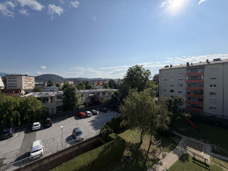 Wohnung - 8020, Graz - Sonnige 2-Zimmerwohnung mit Balkon Nähe AVL