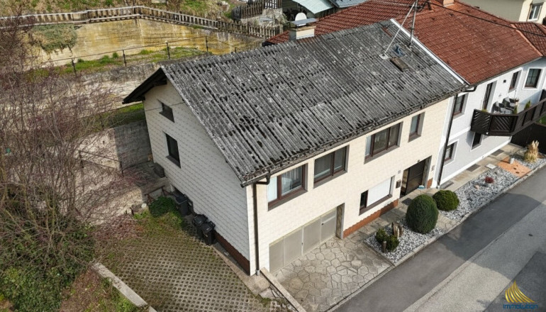 Wohnung - 4222, St. Georgen an der Gusen - Sanierungsbedürftige Wohneinheit mit Garten, Garage & viel Potenzial