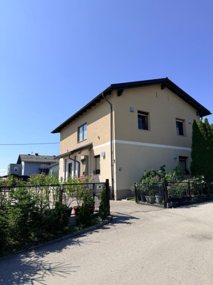 Haus - 9300, St. Veit an der Glan - Mehrgenerationenhaus mit Potenzial!