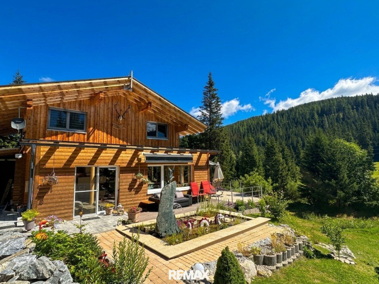 Haus - 9346, Glödnitz - Exklusives Design-Blockhaus in Ruhelage auf der Flattnitz – Luxus, Natur und Weitblick auf höchstem Niveau