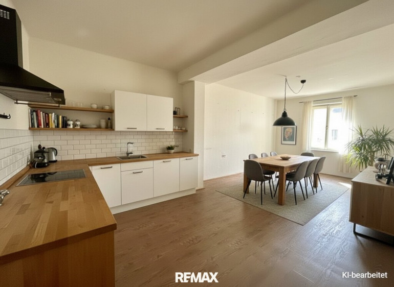 Wohnung - 9020, Klagenfurt am Wörthersee - Großzügige 4-Zimmer-Wohnung mit Renovierungsbedarf in zentraler Lage in Klagenfurt, geeignet für Familien oder WG´s