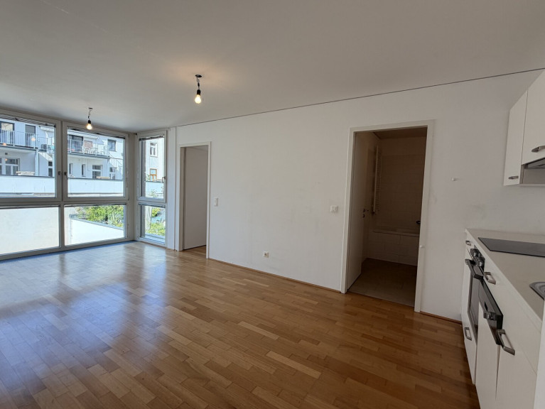 Wohnung - 1160, Wien - Kreitnergasse - 2 Zimmer mit Ausblick in den Innenhof
