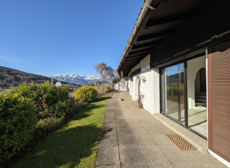 Haus - 6142, Mieders - Renovierungsbedürftiger Bungalow in Südhanglage mit Traumaussicht
