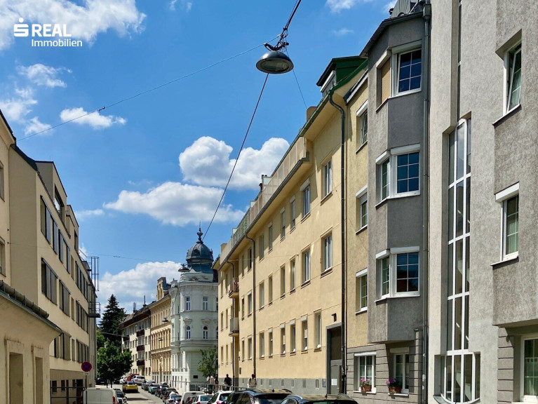 Wohnung - 1190, Wien,Döbling - Charmante 2-ZIMMER-WOHNUNG mit LOGGIA - S-Bahn Nähe