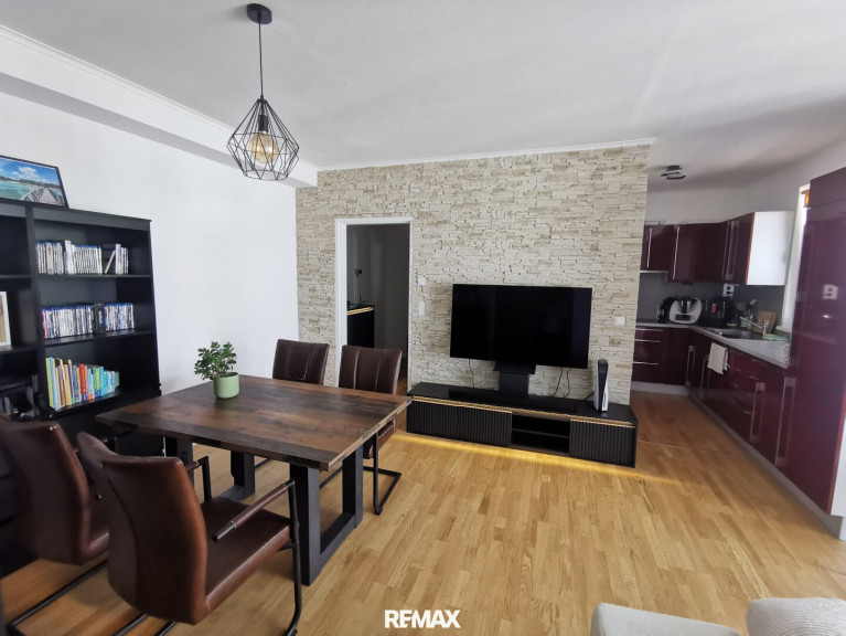 Wohnung - 2333, Leopoldsdorf - 2 Zimmer Neubau, mit Seezugang !!! Top renoviert, bezugsfertig zu übernehmen.
