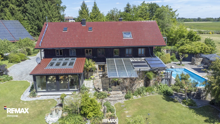Haus - 94166, Stubenberg - Beeindruckendes Anwesen mit Autarkie, Naturidylle - eine Seltenheit !