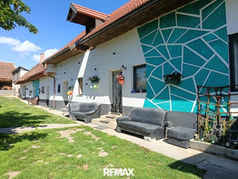 Haus - 7323, Ritzing - Haus mit Innenhof & Nebengebäuden – ideal für Familien, Tierhaltung oder Wohnen & Arbeiten