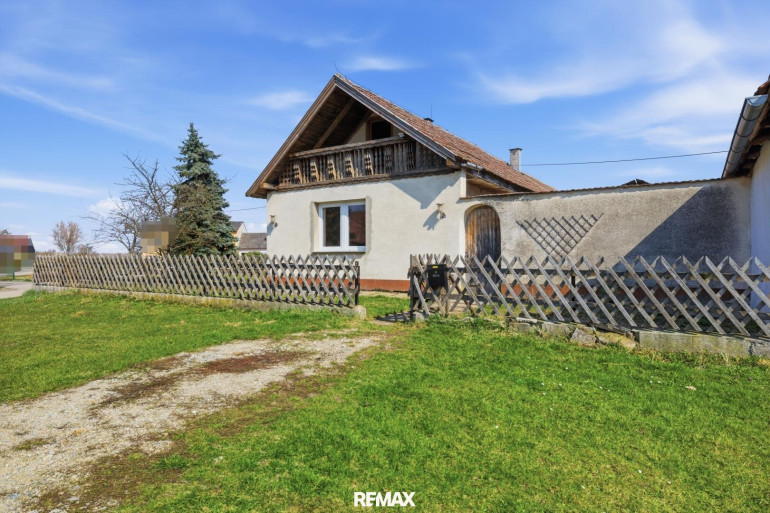 Haus - 2033, Dürnleis - Budgetfreundliches Renovierungshaus, barrierefrei – Ihre Ideen sind gefragt!