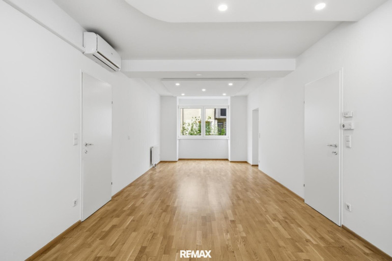 Wohnung - 2100, Korneuburg - Neuwertige 4 Zimmer Mietwohnung mit Loggia und Tiefgaragenplatz in Korneuburg!