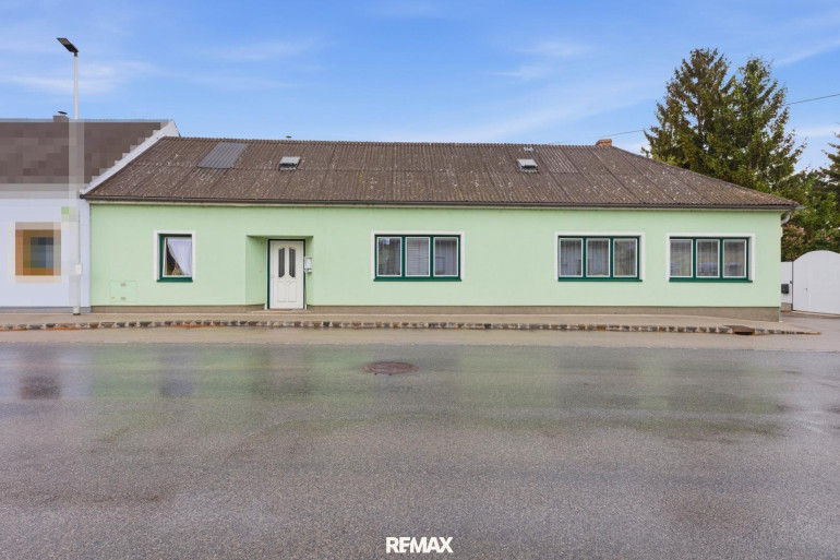 Haus - 2014, Dietersdorf - Liegenschaft mit mehreren Nebengebäuden und drei Weinkellern sowie ca. 1.271 m² Grund!