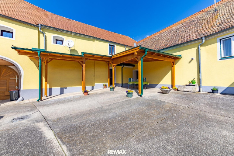 Halle / Lager / Produktion - 2070, Obernalb - Vielseitige Gewerbe- und Wohnliegenschaft: Hallenflächen, Wohngebäude und großzügiges Grundstück – Jetzt Top Preis sichern!