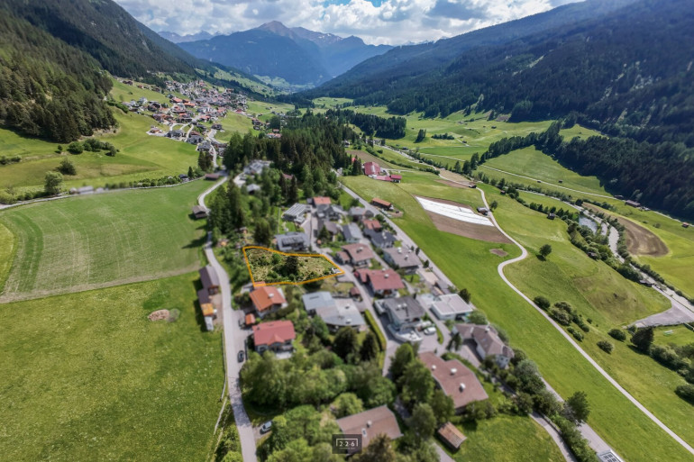 Grundstück - 6152, Trins - 226 Immobilien: Willkommen in Trins - unbebautes Grundstück (1.145 m²) in ruhiger und begehrter Wohnlage