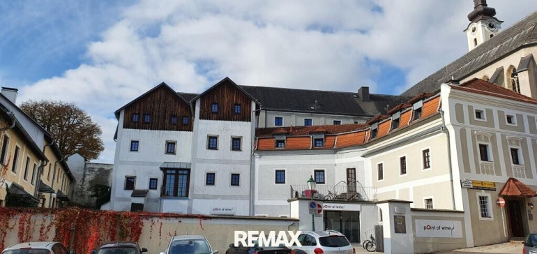 Einzelhandel - 4470, Enns - Modernes Geschäftslokal gepaart mit altem Charme