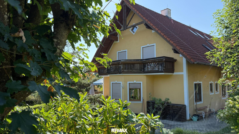Haus - 8380, Jennersdorf - „Wohnen & Wohlfühlen im Hügelland – vielseitige Immobilie mit 8 Gästezimmern & Privatwohnung“