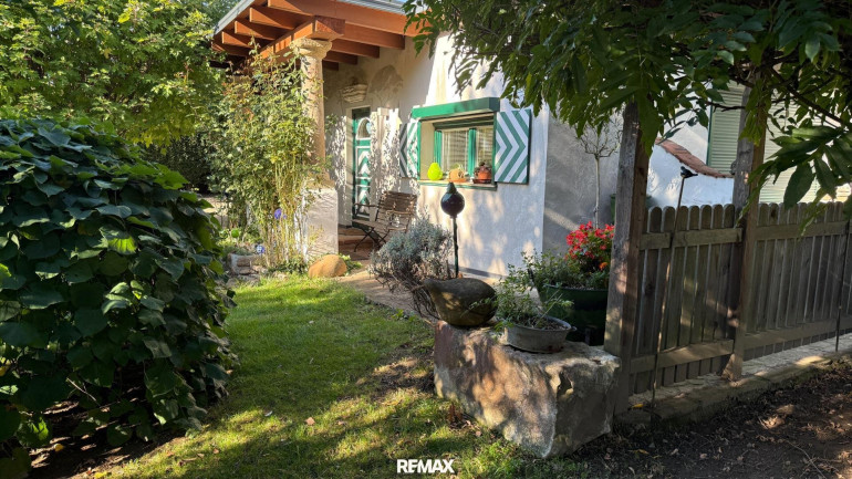 Haus - 7542, Rehgraben - Attraktiver Bungalow auf einem großzügigen, sonnigen Grundstück in ruhiger Südlage