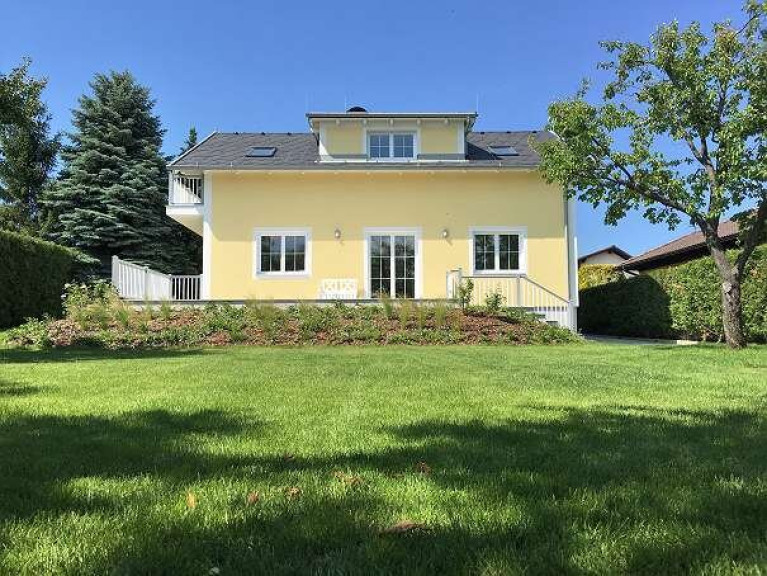 Haus - 2551, Enzesfeld-Lindabrunn - Hochwertiges Niedrigenergie Ein-/Zweifamilienhaus in Enzesfeld: sonnige Grünruhelage – moderne Ausstattung