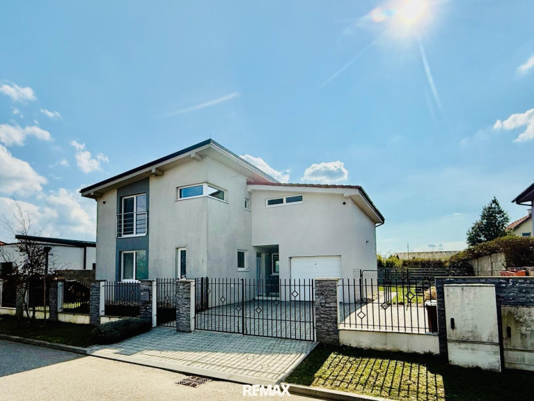 Haus - 2425, Nickelsdorf - Modernes Einfamilienhaus mit einer Nutzfläche von ca. 200 m2