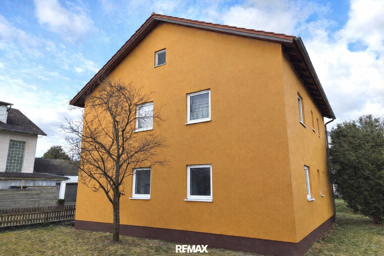 Haus - 84375, Kirchdorf - stark sanierungsbedürftiges Einfamilienhaus in ruhiger Siedlungslage