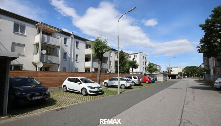 Wohnung - 8052, Graz - Schöne Eigentumswohnung mit großem Balkon und Tiefgaragenplatz in Eggenberg