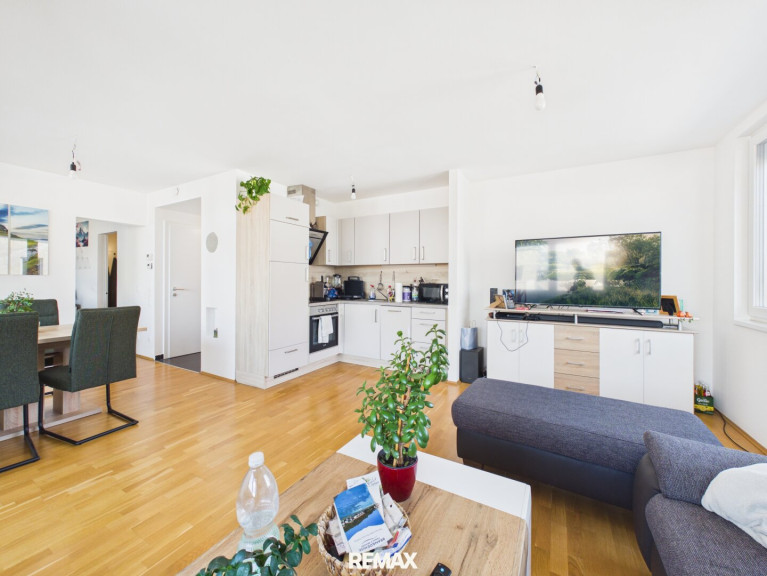 Wohnung - 2460, Bruck an der Leitha - Anlegerwohnung in Bruck/Leitha: Vermietete Eigentumswohnung nahe Wien