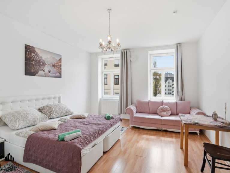 Wohnung - 1200, Wien - Ein Stück echtes Wien – Stilvolle Altbauwohnungen in gefragter Wohnlage (Balkonption!)