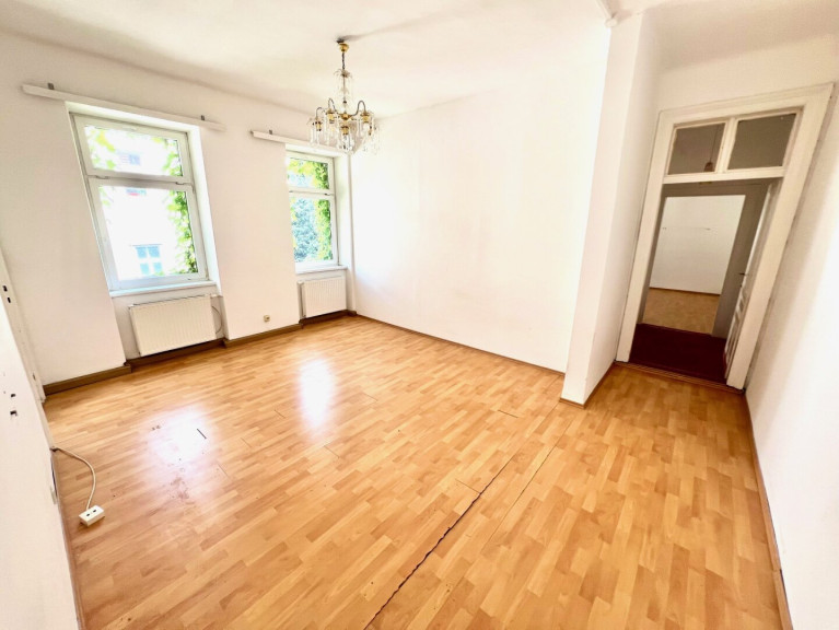 Wohnung - 1120, Wien - Historischer Charme - Individuelle Gestaltung - Wohnen mit Potenzial in bester Lage