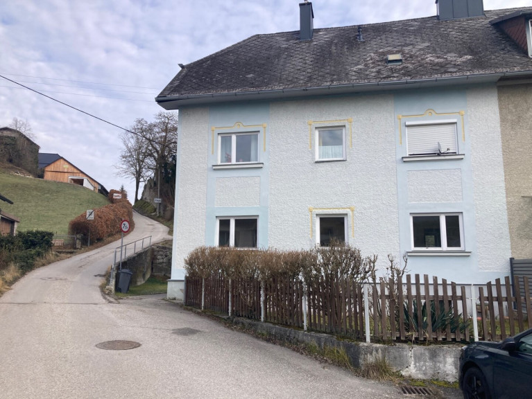 Haus - 4451, Garsten - Mehrparteienhaus mit 5 Wohnungen