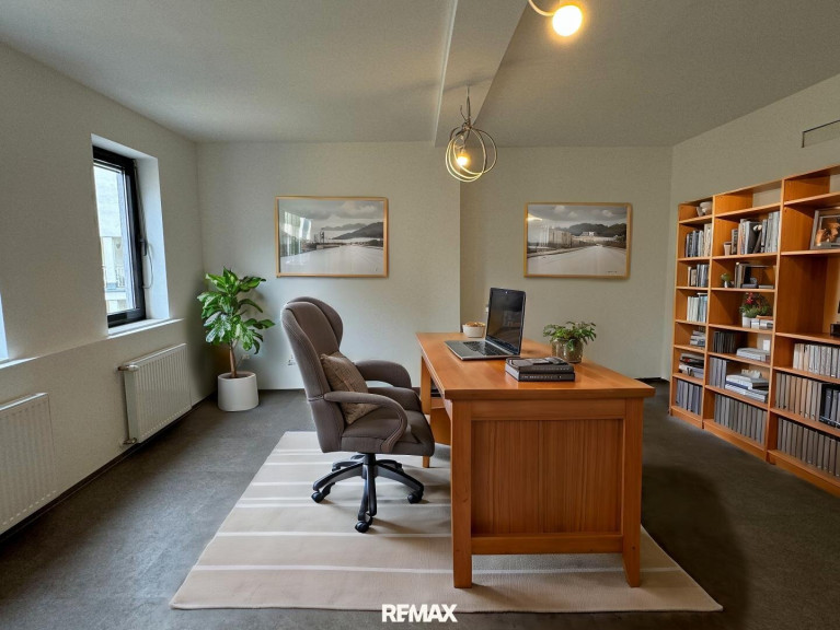 Büro / Praxis - , keine Angabe - Modernes Büro in zentraler Lage von Klagenfurt – einziehen und sofort loslegen!