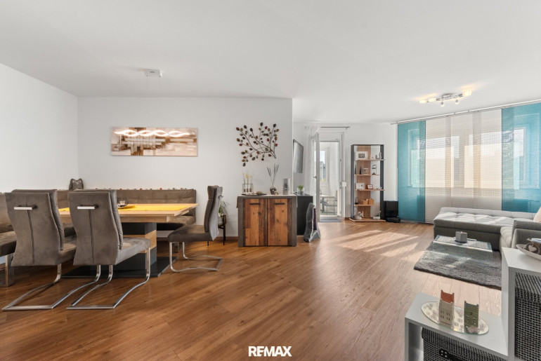 Wohnung - 4020, Linz - Froschberg – 3-Zimmerwohnung mit Loggia & zwei Tiefgaragenplätzen