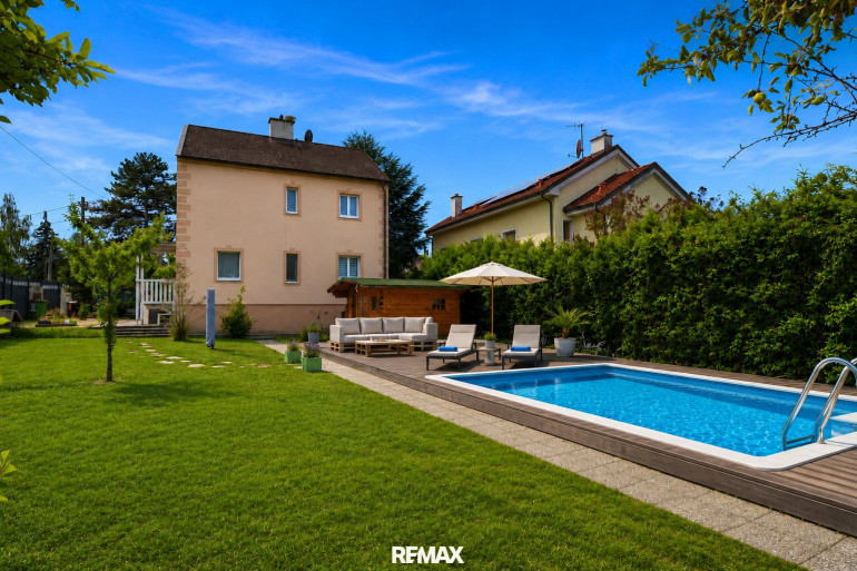 Haus - 1140, Wien - Wohnen im Grünen – Familienhaus mit Pool und großem Garten