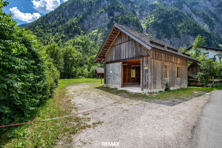 Grundstück - 4830, Hallstatt - Baugrundstück mit Garagengebäude in Hallstatt zu kaufen