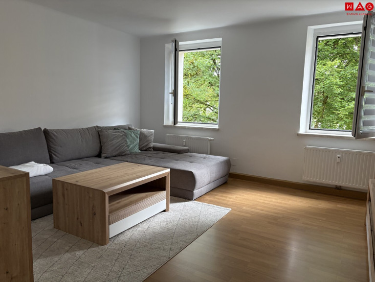 Wohnung - 4400, Steyr - Ein Zuhause zum Verlieben: gelungene Raumaufteilung und freundliche Atmosphäre schaffen ideale Wohnqualität! Helle 3-Zimmer-Wohnung in ruhiger Grünlage ab November verfügbar!