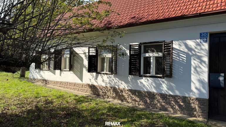 Haus - 7574, Burgauberg - Rarität "VIERKANTER" direkt neben dem Golfplatz Burgauberg-Neudauberg