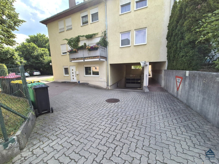Immobilie - 5020, Salzburg - Tiefgaragenplatz Andräviertel, Nähe Salzburg AG