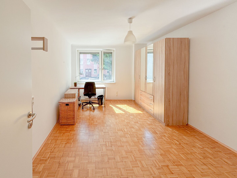 Wohnung - 1120, Wien - Innenhofidylle mit urbanem Puls – sanierte 2-Zimmerwohnung Nähe Wilhelmsdorfer Park