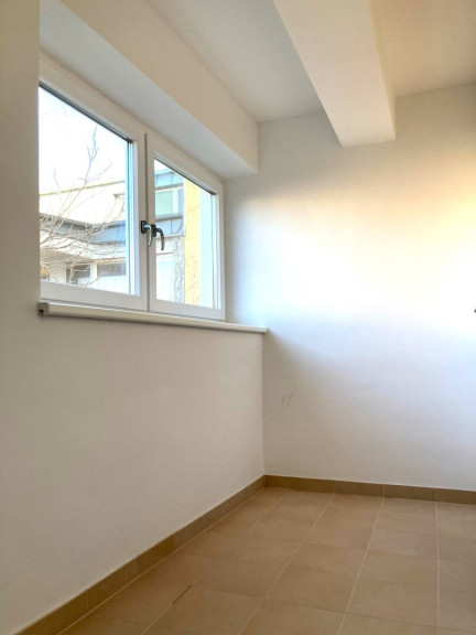 Halle / Lager / Produktion - 1210, Wien - Schöner Homeofficeraum mit Heizung in Floridsdorf!