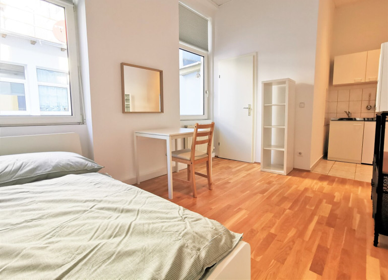 Wohnung - 1150, Wien - Gemütlich möblierte, ruhige 1-Zimmer-Wohnung in zentraler Lage! Kurzzeitvermietung!