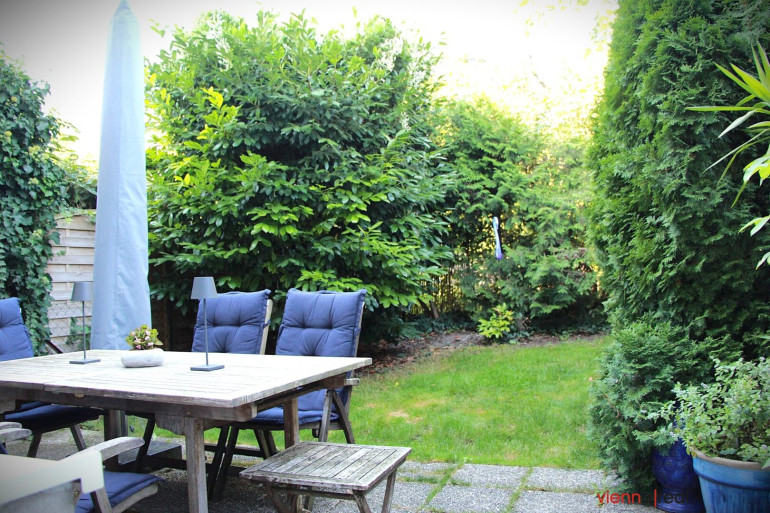 Haus - 2340, Mödling - Mitten in Mödling - Reihenhaus mit 5 Zimmern, Gartenterrasse, Wellnessbereich, Alarmanlage und Einzelgarage