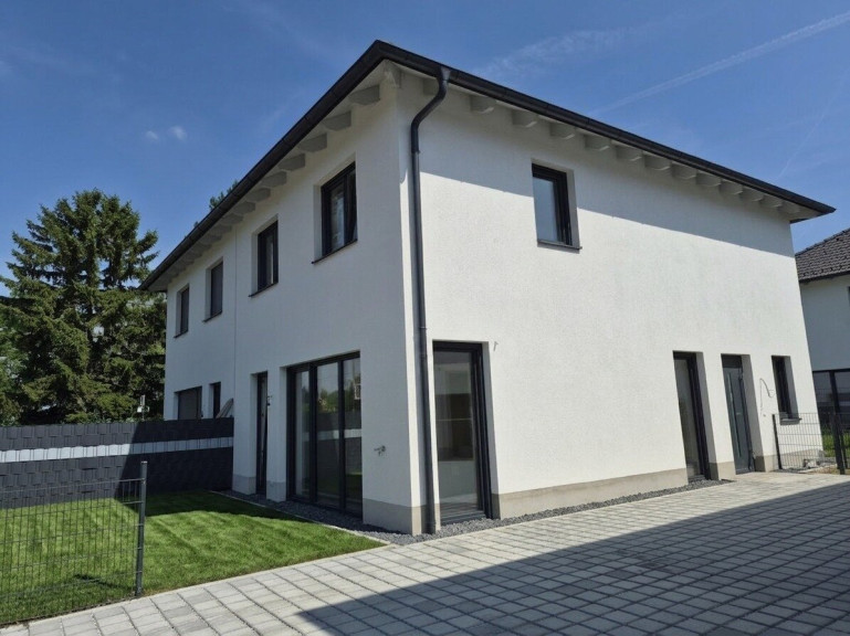 Haus - 2490, Ebenfurth - Wohnen auf Eigengrund - Doppelhaushälfte belagsfertig - Neufelder See schnell erreichbar!