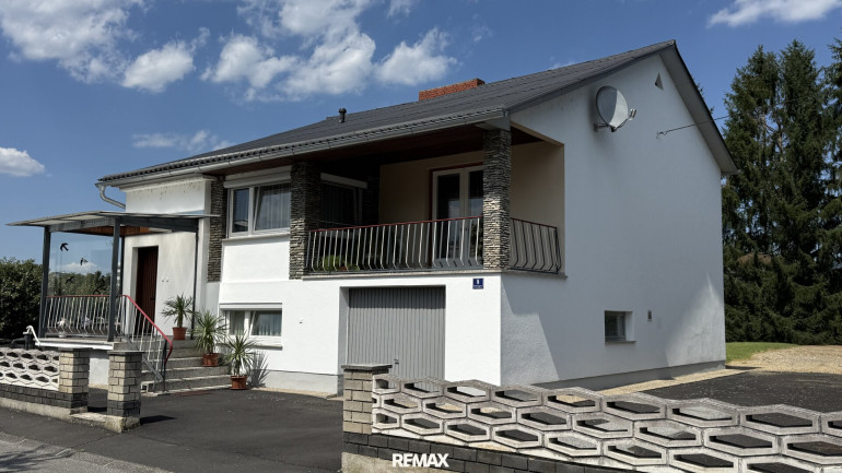 Haus - 7540, Güssing - Charmantes Einfamilienhaus mit Burgblick, Garten in zentraler Lage von Güssing