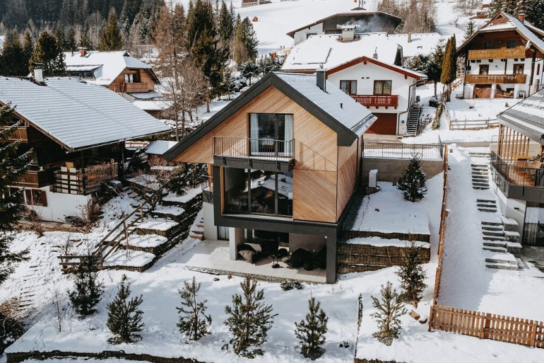 Haus - 9546,  - Exklusives Design-Chalet  – Wohnen auf höchstem Niveau in den Nockbergen