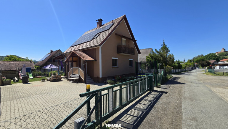 Haus - 8461, Ehrenhausen - Familienfreundliches Zuhause mit PV-Anlage, Hobbyräumen und modernisierter Ausstattung in Ehrenhausen
