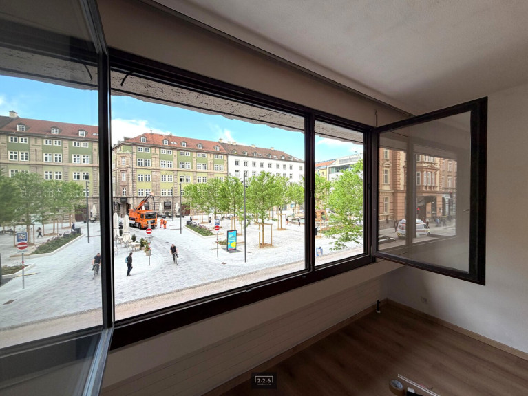 Wohnung - 6020, Innsbruck - 226 Immobilien: MITTEN IN DER STADT - GARCONNIERE am BOZNER PLATZ Innsbruck zum Kauf