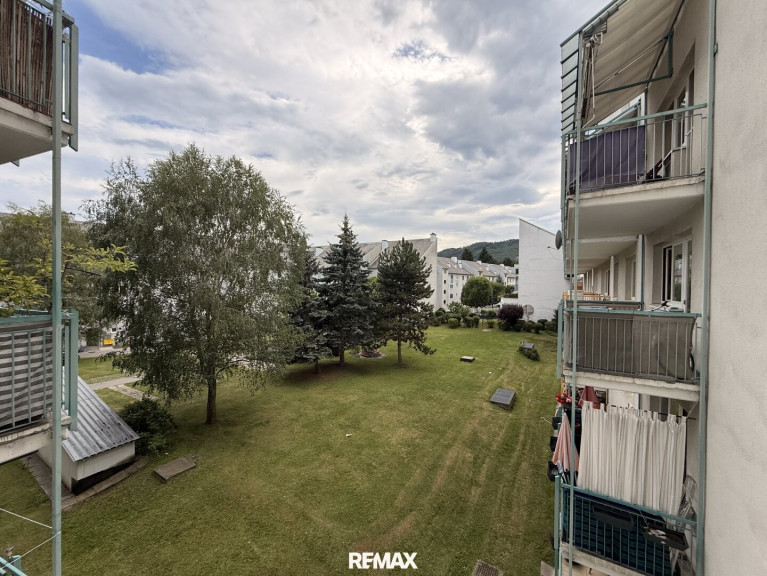 Wohnung - 8020, Graz,13.Bez.:Gösting - Vermietete Anlegerwohnung mit ruhiger Innenhoflage im 2. Stock