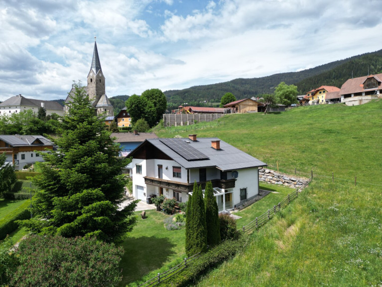 Haus - 9360, Friesach - Sonniges Familienparadies in Zeltschach – Aussichtslage, moderne Energietechnik & viel Platz