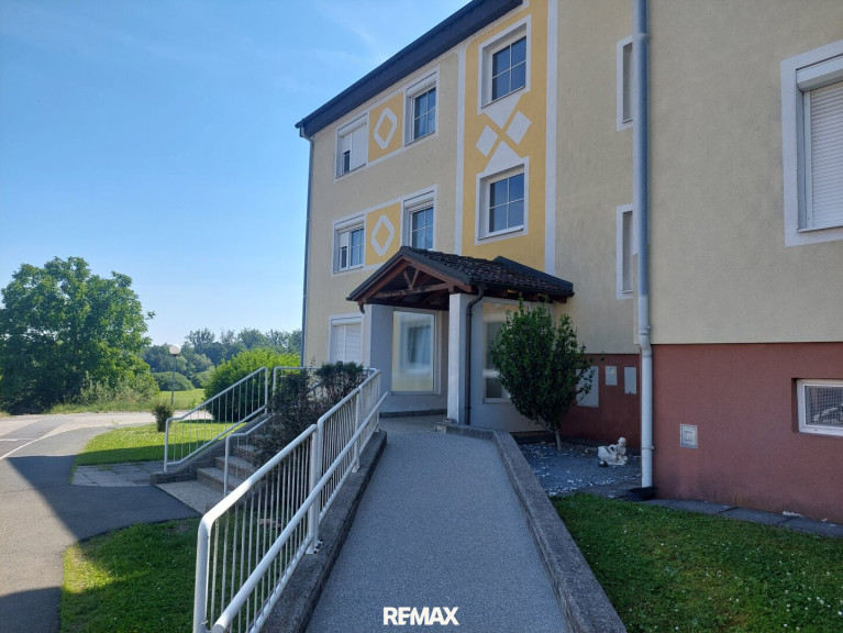Wohnung - 7540, Güssing - Gepflegte Eigentumswohnung mit Burgblick, Komfort und kurzen Wegen